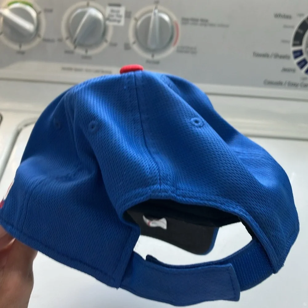 Chicago cubs Blue Baseball Cap with Red Logo youth size adjustable back